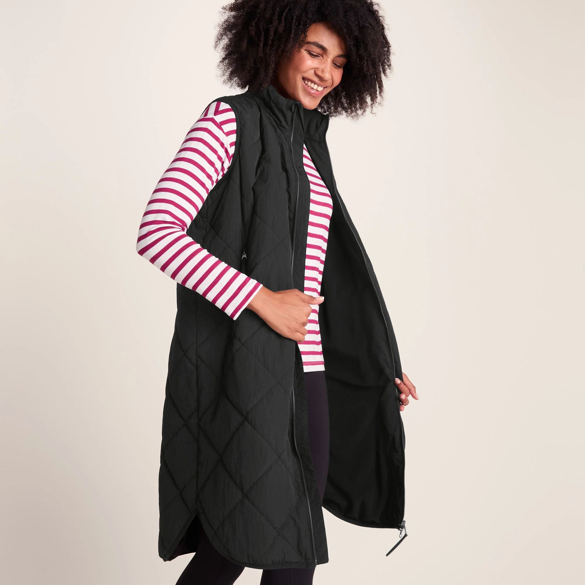 Anda Womens Shower Resistant Insulated Gilet - Black - Image 4