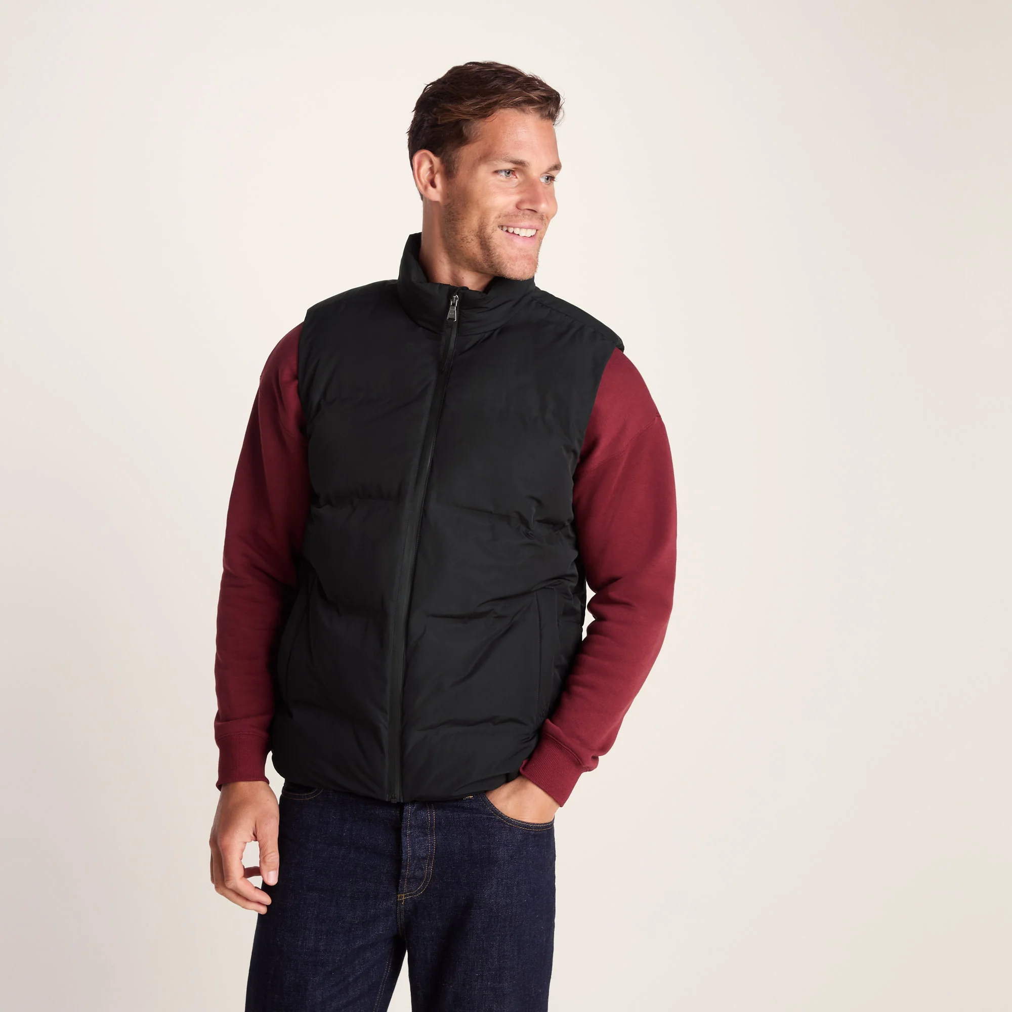 Arton Mens Shower and Wind Resistant Insulated Gilet - Black - Image 6