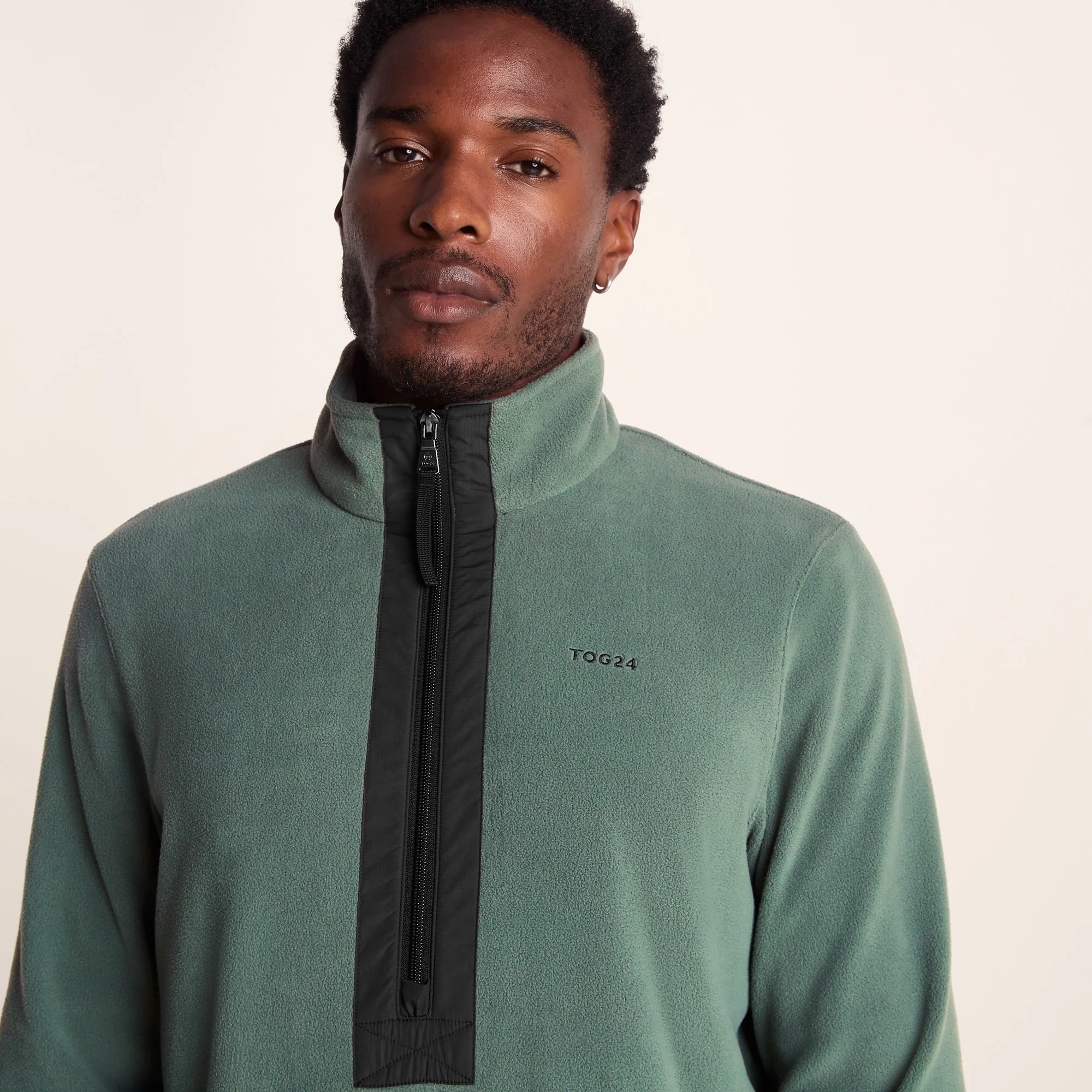 Dowson Mens Relaxed Fit Microfleece Zip Neck - Black/Light Forest - Image 5