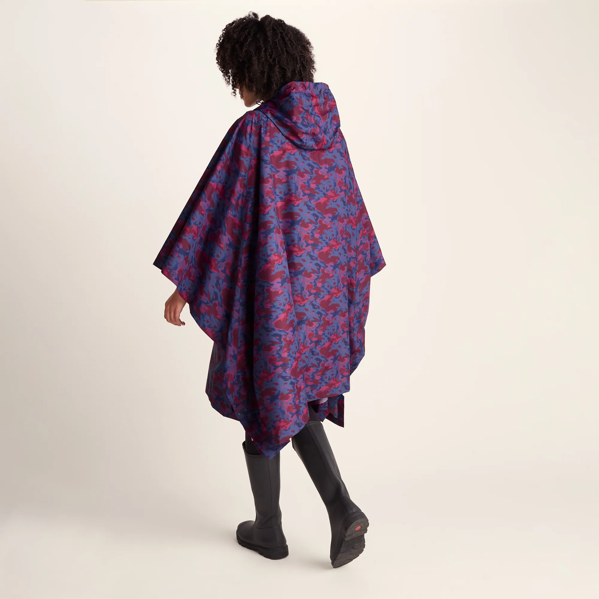 Drench Unisex Waterproof Poncho - Oxford Blue Abstract Print - Image 3