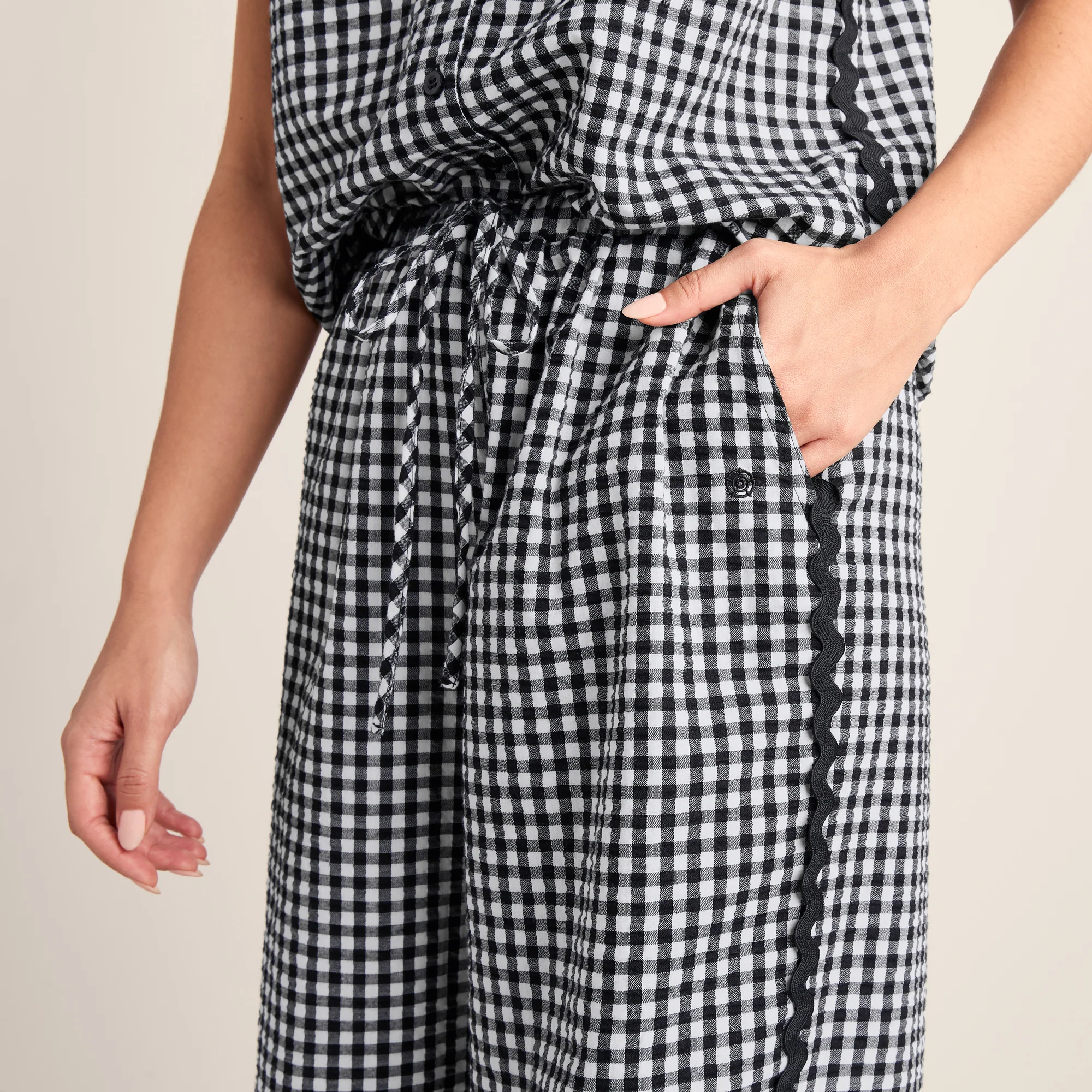 Fearne Womens Gingham Trousers - Black Check - Image 6