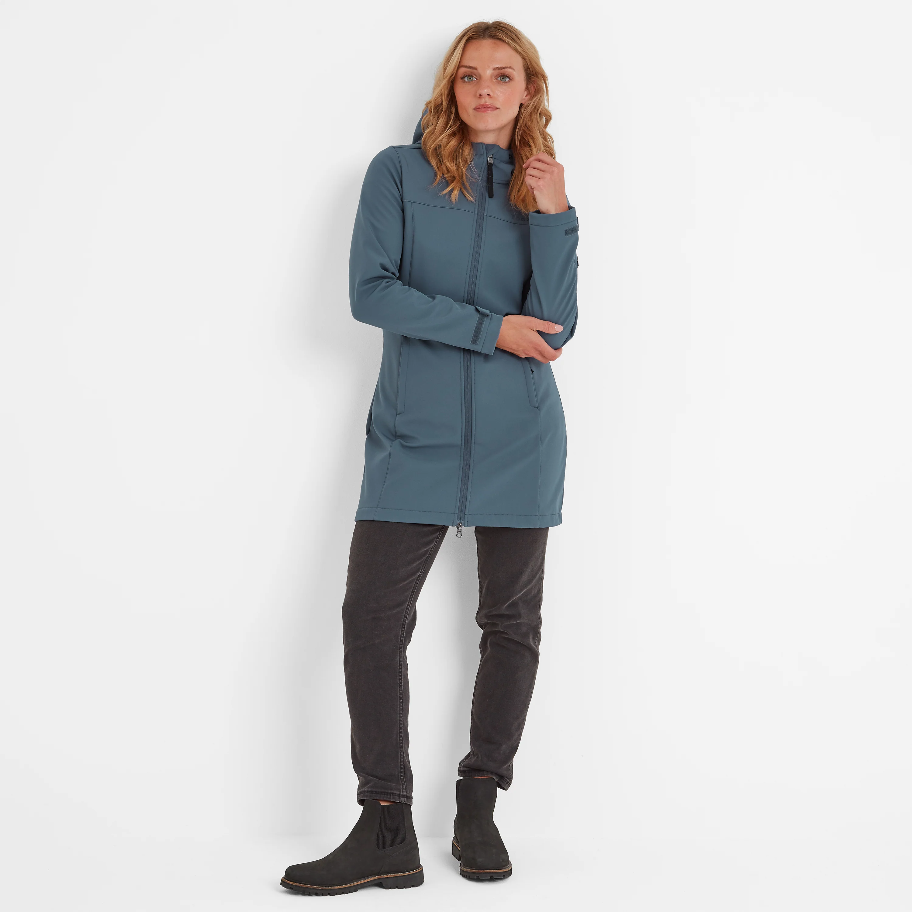 Keld Womens Long Shower Resistant Hooded Softshell Jacket - Blue Stone - Image 4