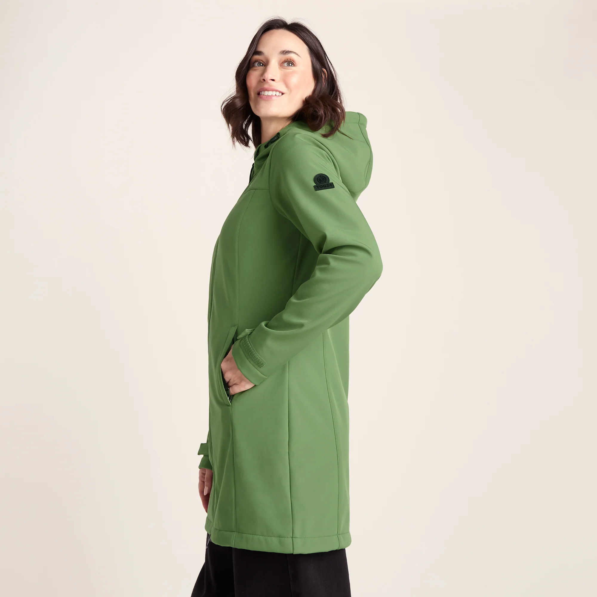 Keld Womens Long Shower Resistant Hooded Softshell Jacket - Dark Matcha - Image 6