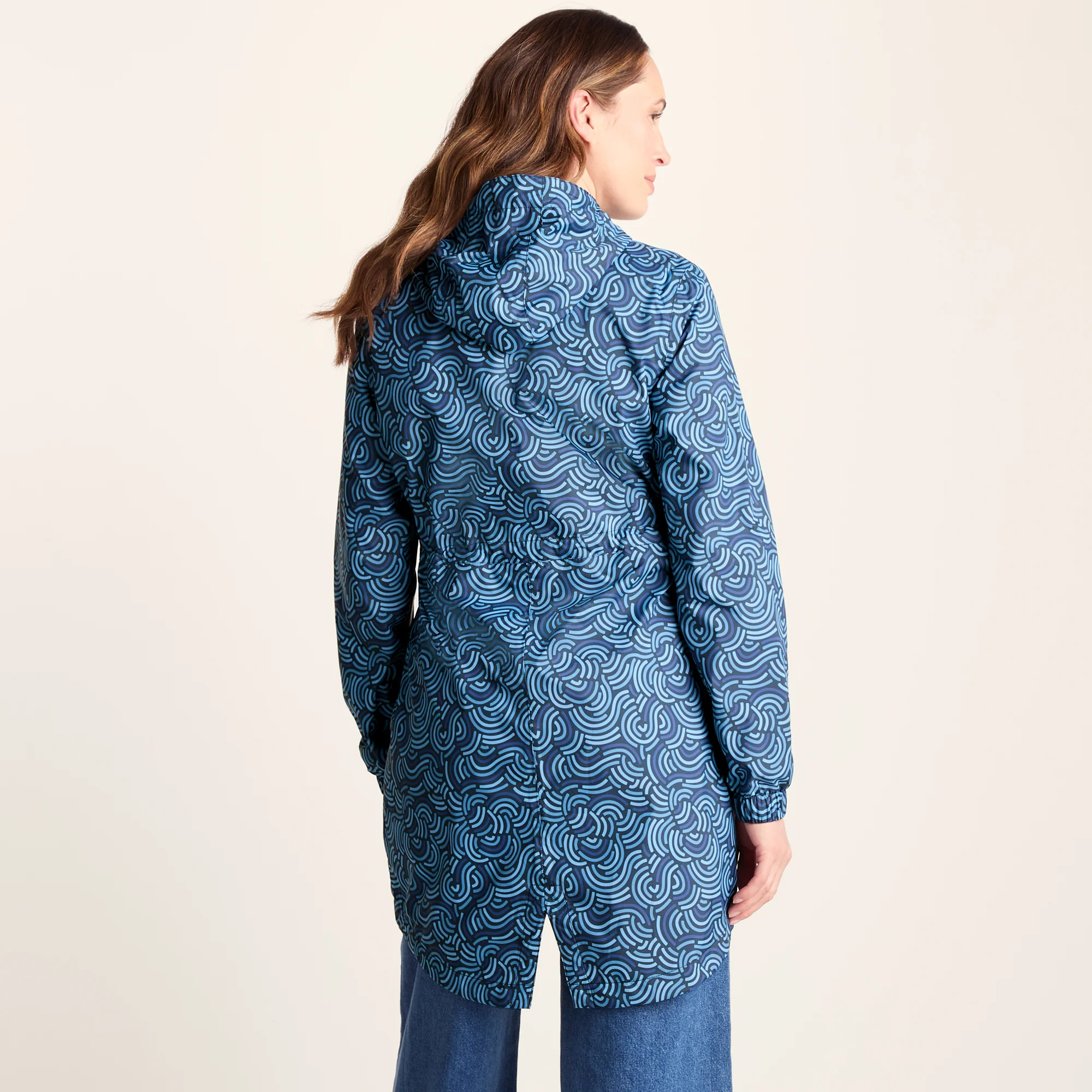 Kilnsey Womens Waterproof Jacket - Smokey Blue Wave Print - Image 3