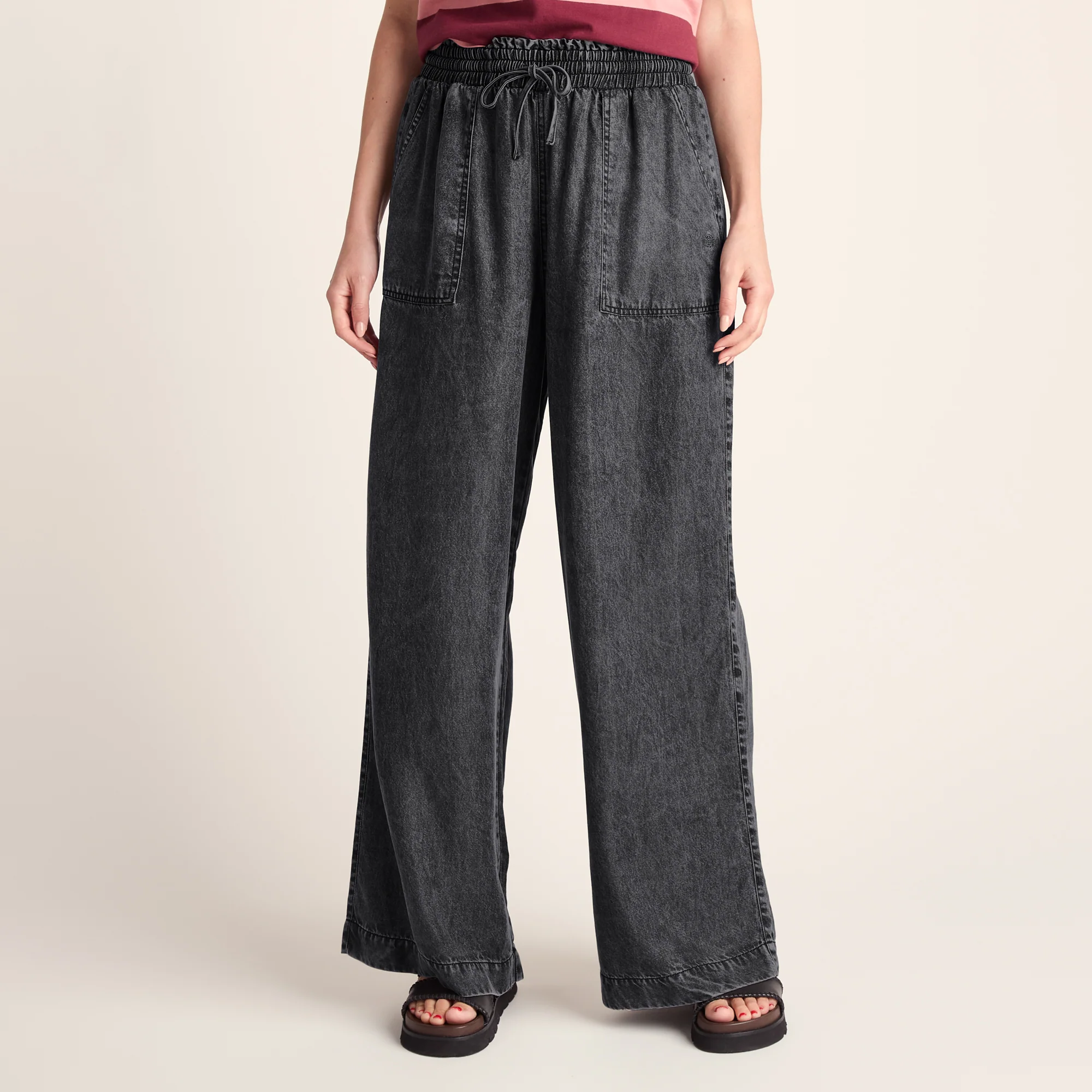 Lucy Womens Wide Leg Denim Look Trousers - Washed Black - Image 2
