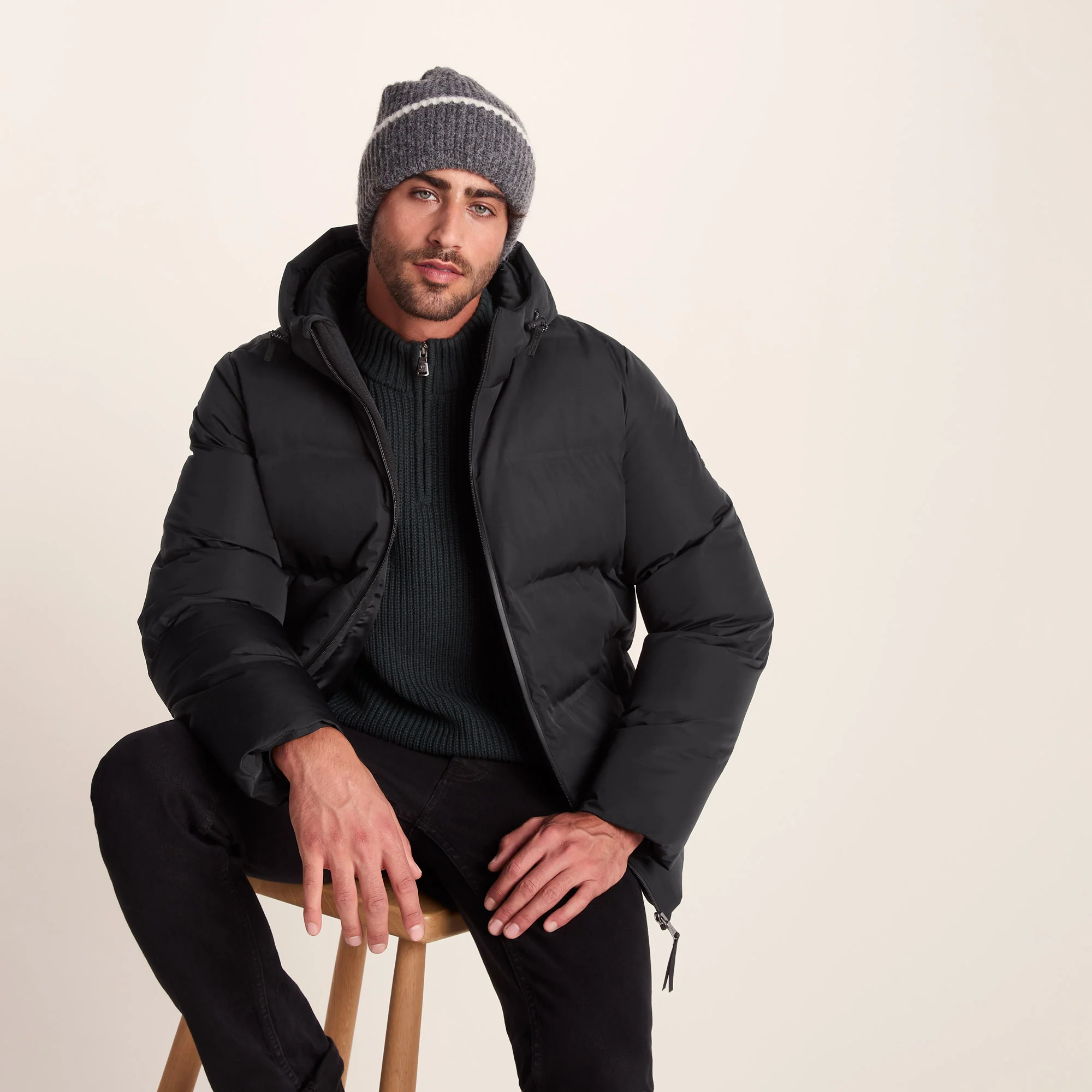 Menka Mens Shower Resistant Insulated Jacket - Black