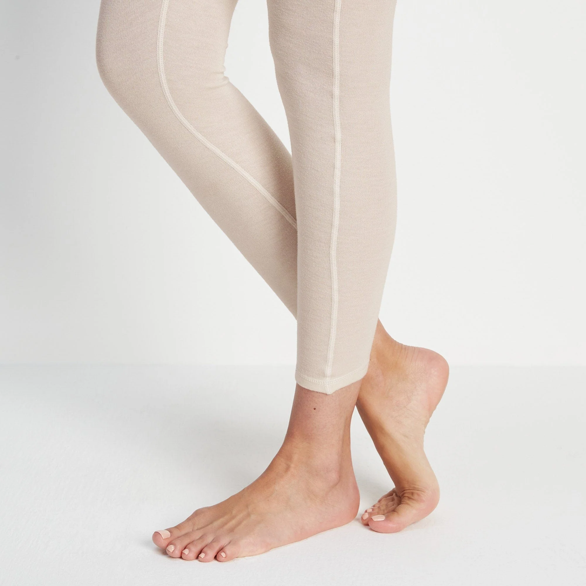 Meru Womens Cashmere Touch Base Layer Leggings - Off White - Image 4