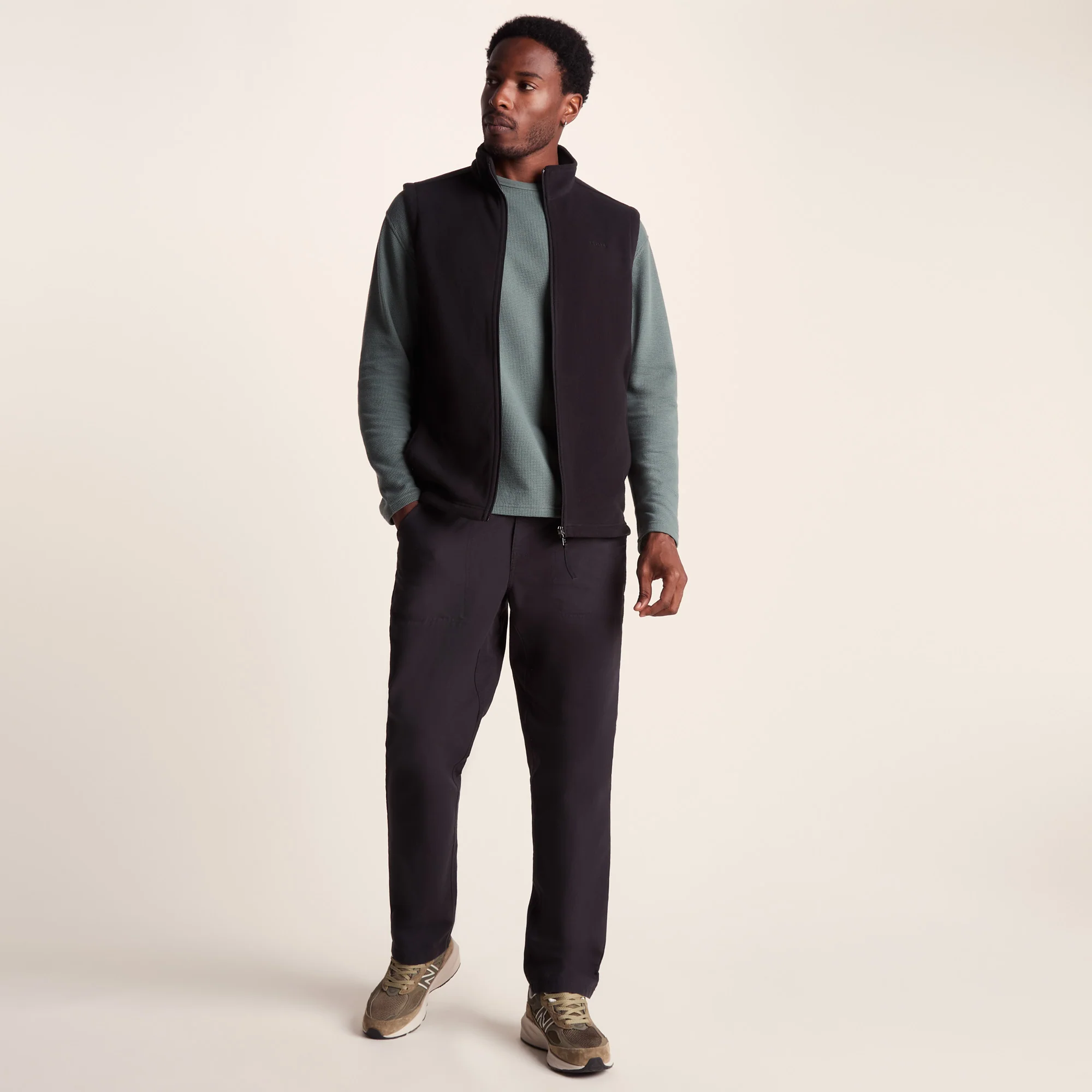 Revive Mens Fleece Gilet - Black - Image 2