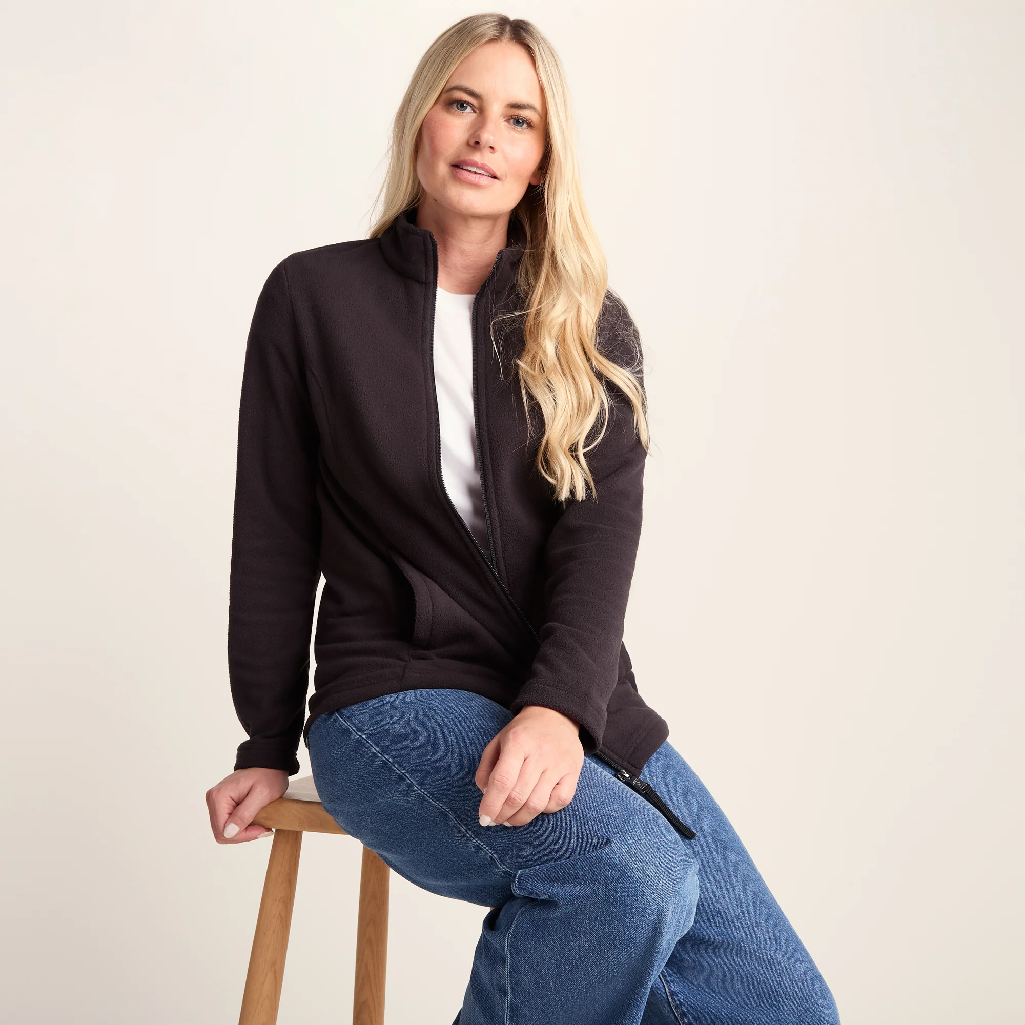 Revive Womens Fleece Jacket - Black - Image 5