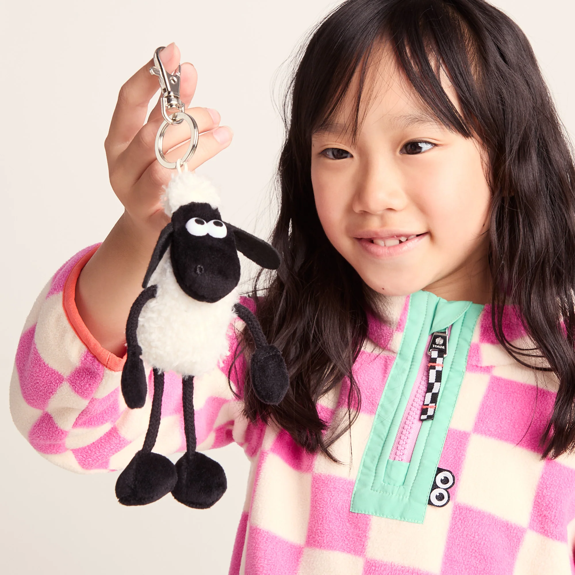 Shaun the Sheep Backpack Clip - Black/White - Image 3