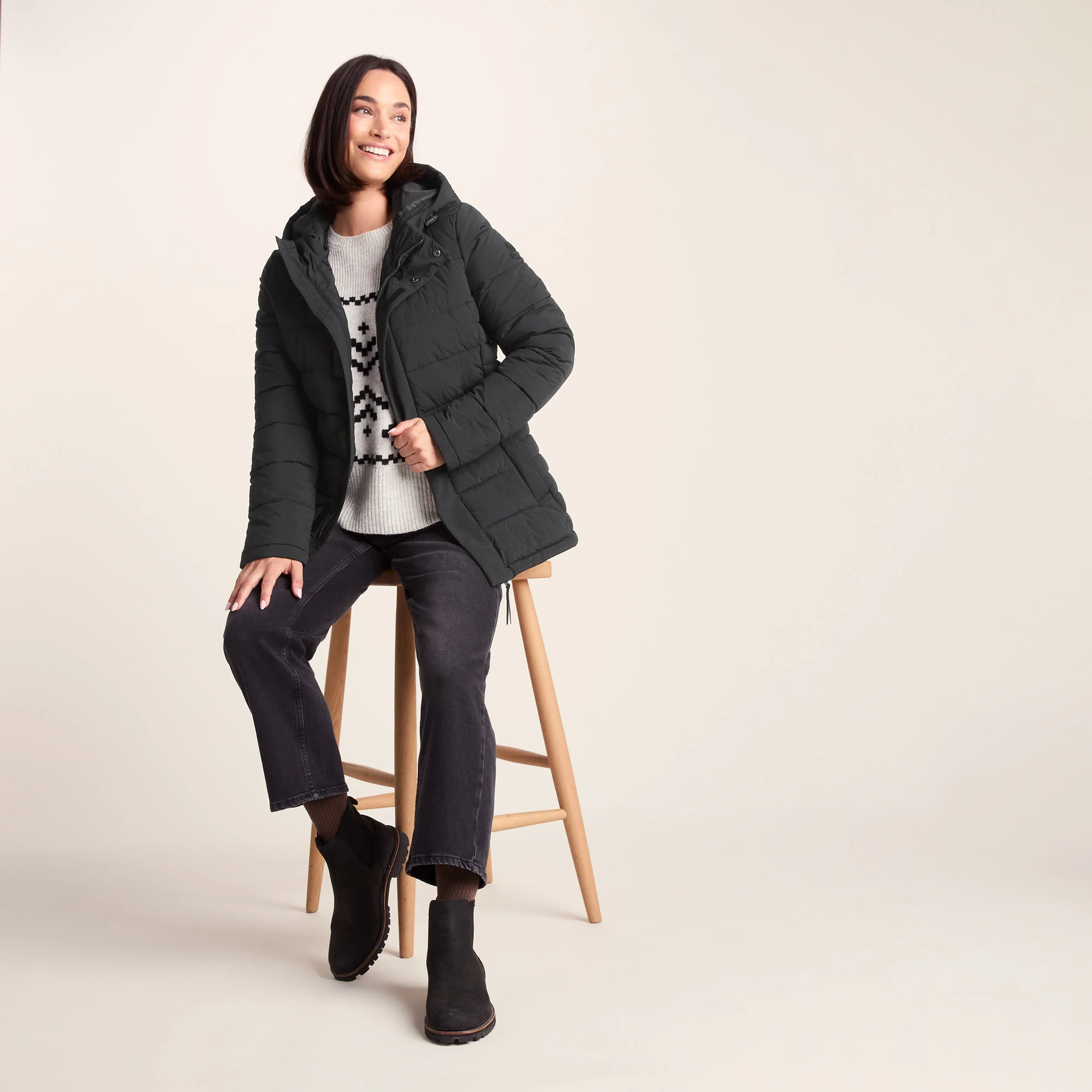 Sleight Womens Short Insulated Parka - Black - Image 5