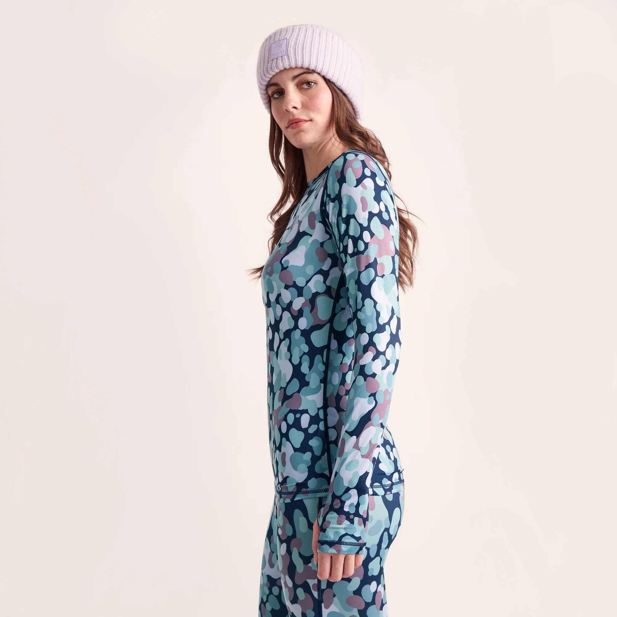 Snowdon Womens Thermal Crew Neck Base Layer - Scatter Print - Image 6