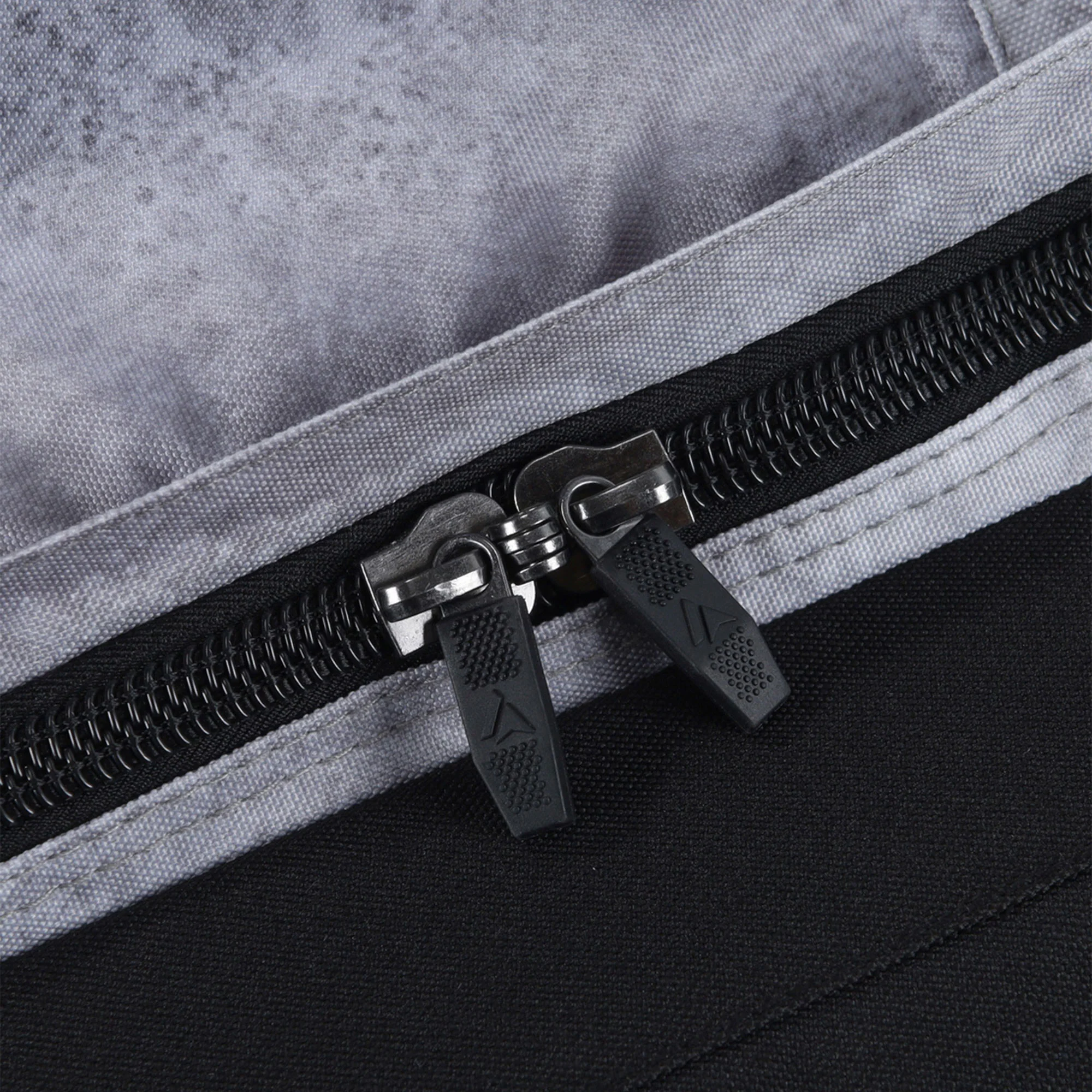 Surfanic Maxim 3.0 70L Roller Bag - Grey - Image 11