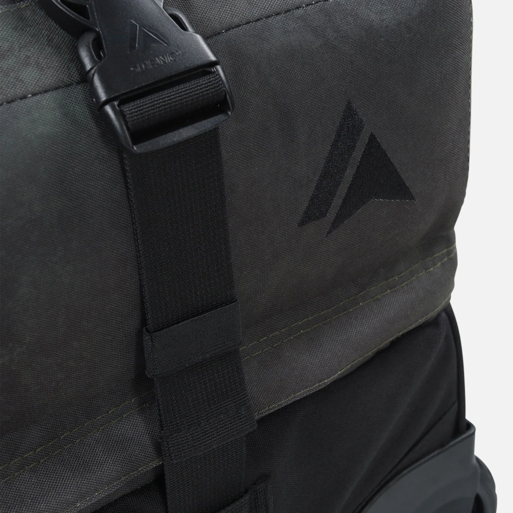 Surfanic Maxim 3.0 70L Roller Bag - Khaki - Image 14