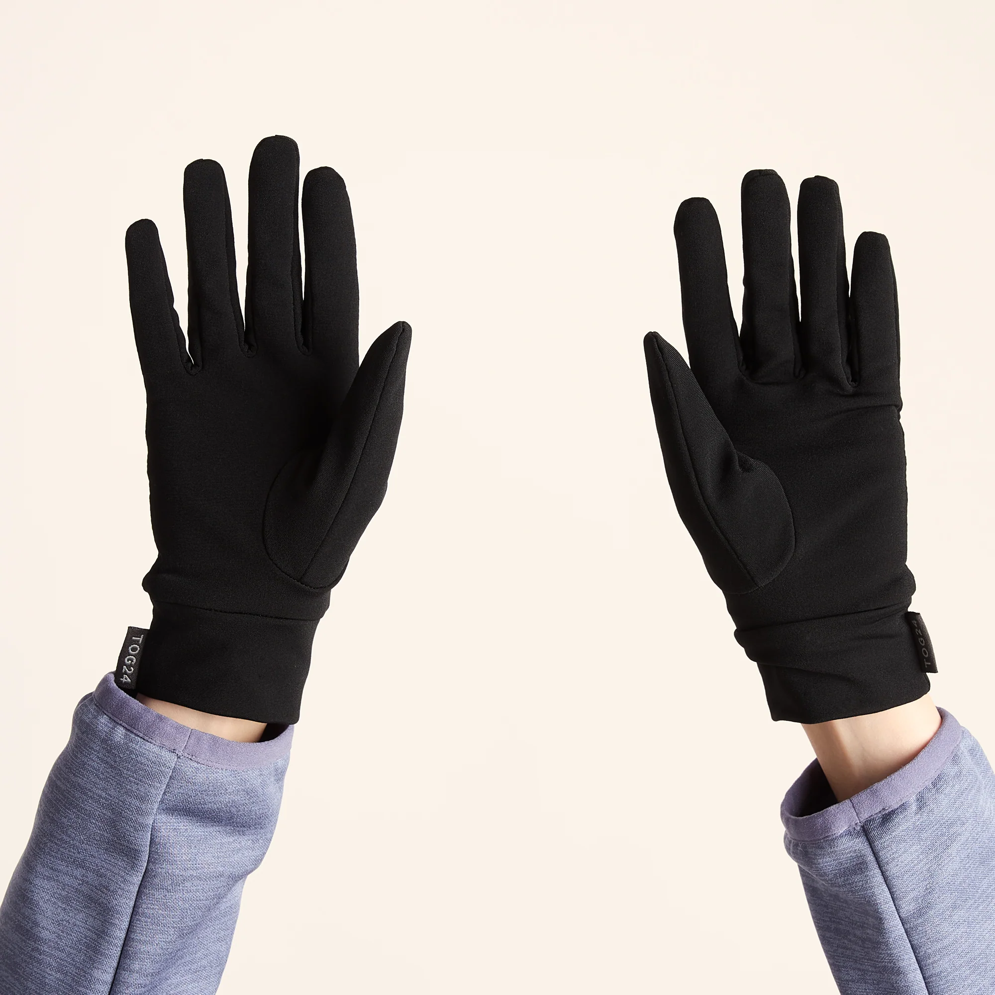 Trace Lightweight Stretch Gloves - Black - Image 3