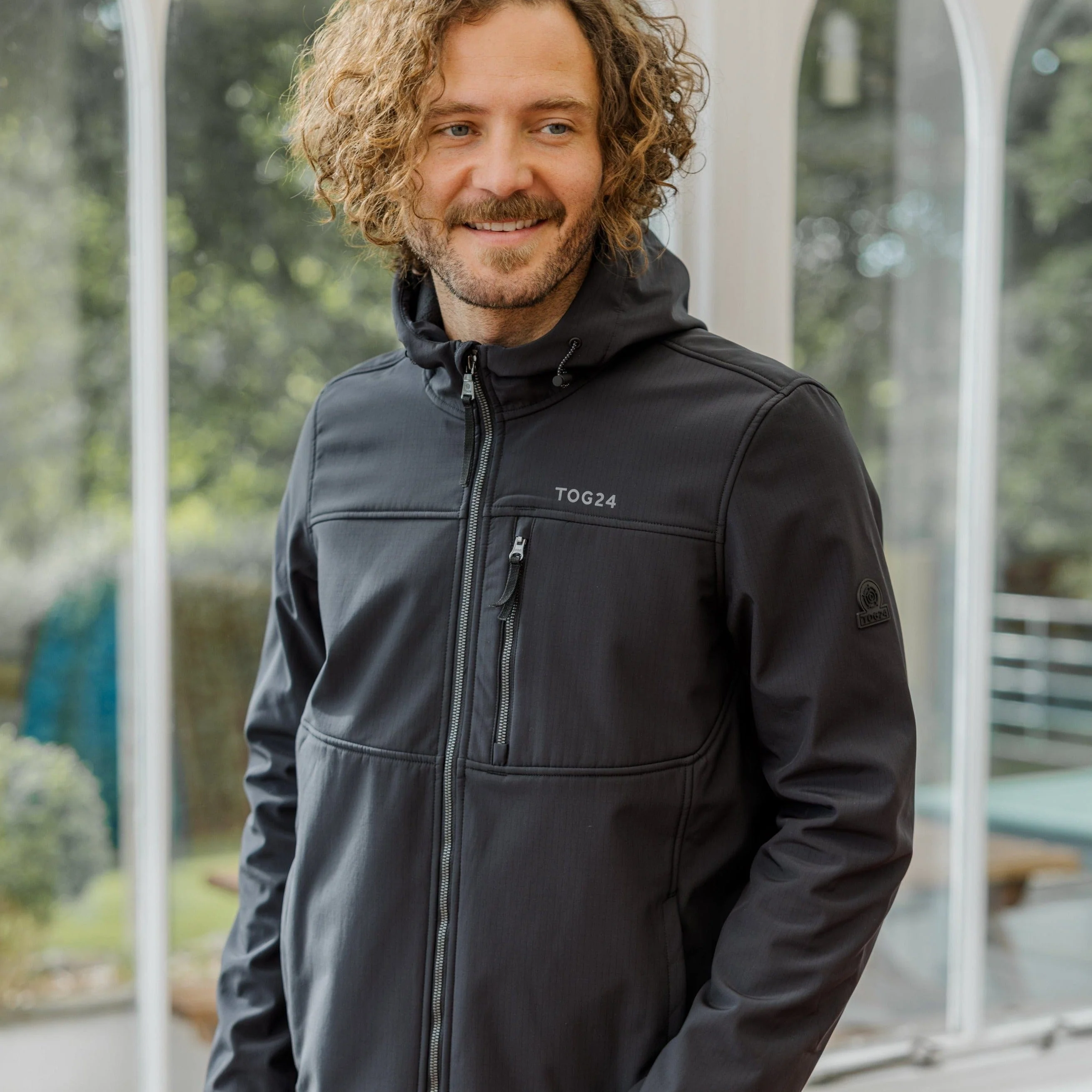 Truro Mens Hooded Softshell Jacket - Black - Image 9