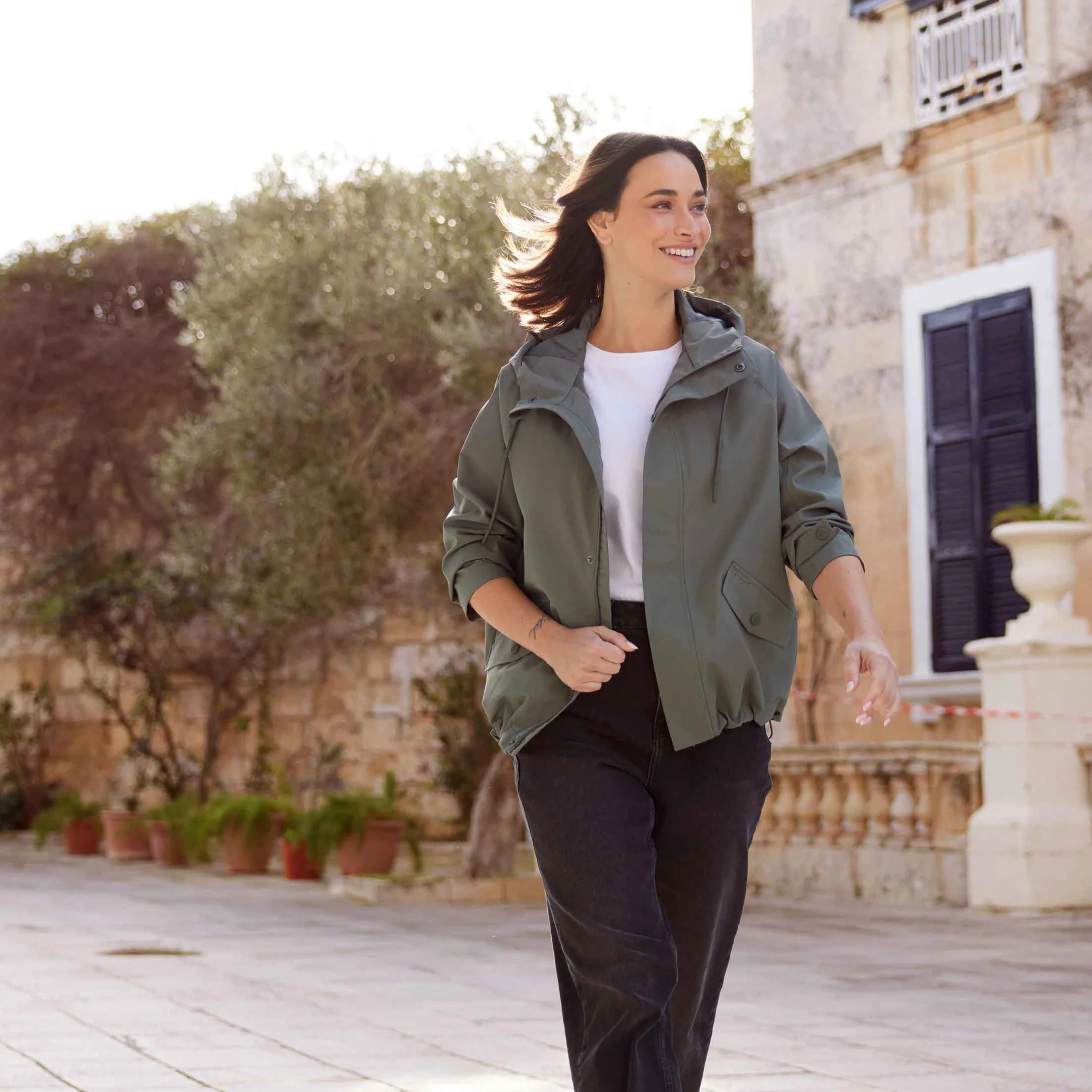Vena Womens Waterproof Jacket - Pale Khaki - Image 2